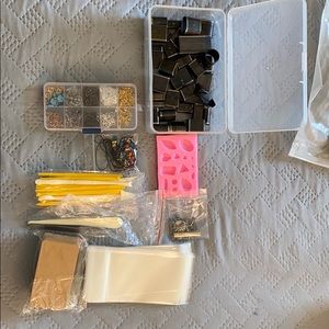 Earrings maker